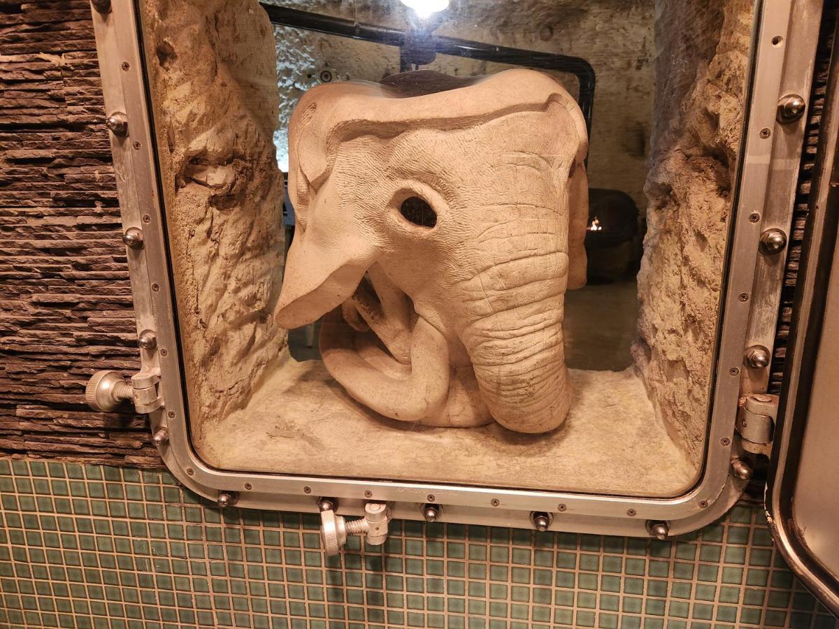 Le Cavernacle Монришар Экстерьер фото