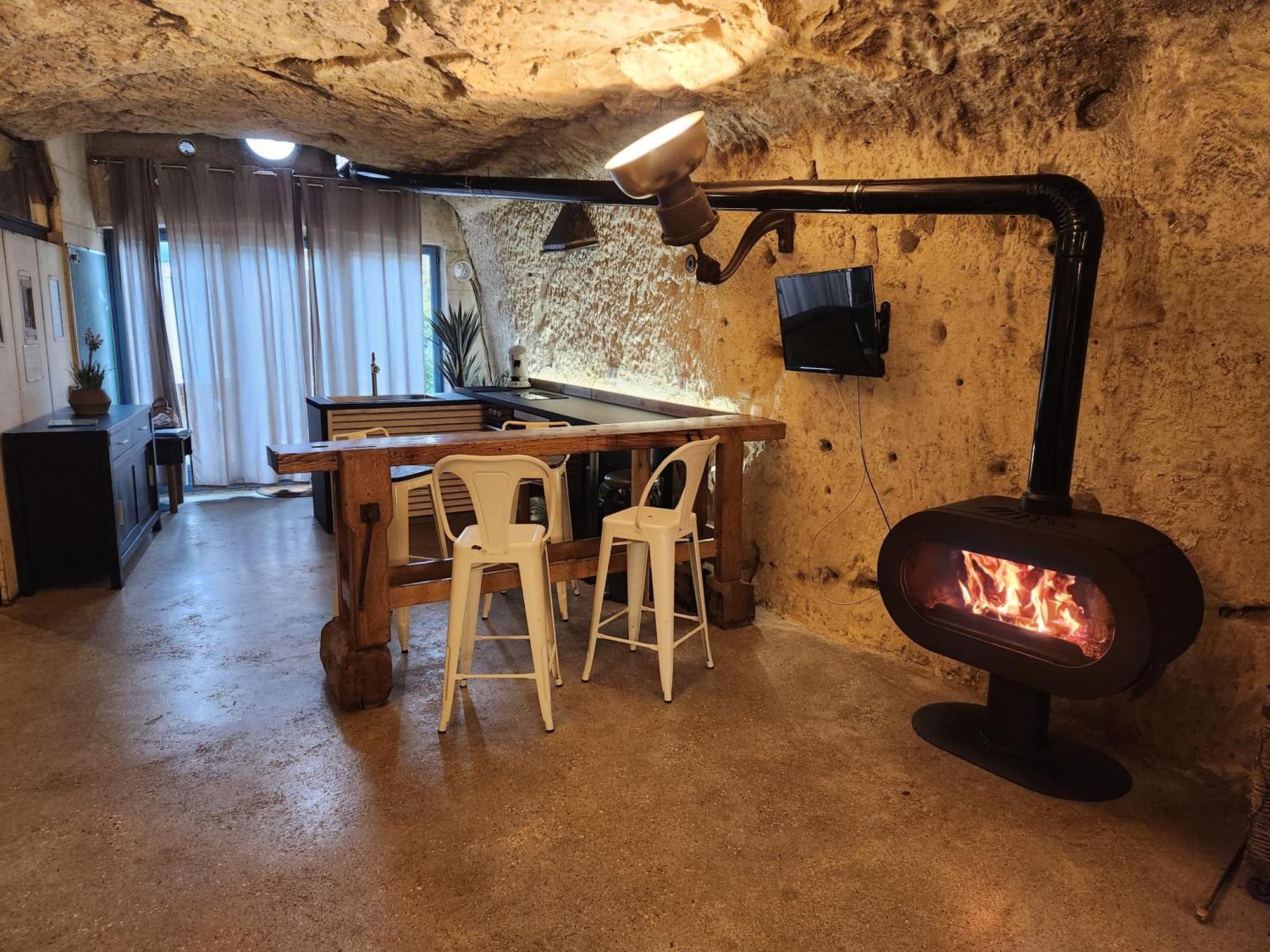 Le Cavernacle Монришар Экстерьер фото